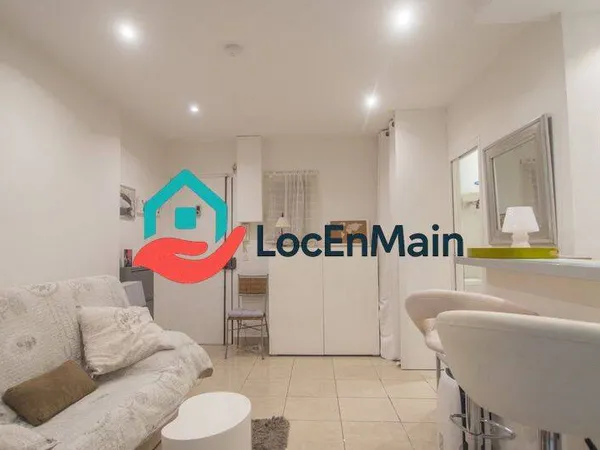 Studio 1 pièce 26 m²