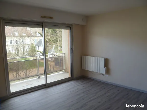 Studio dans résidence sécurisée à Avallon