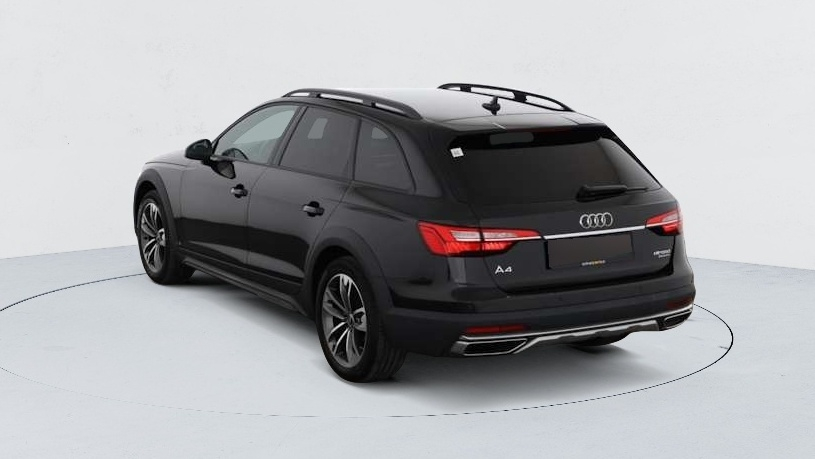 Audi A4 Allroad — photo 5