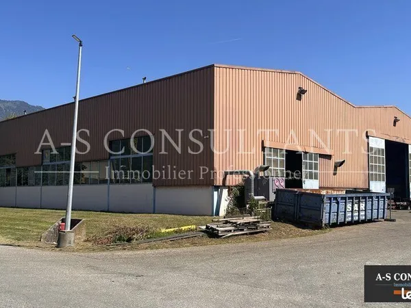 ENTREPOT - LOGISTIQUE 1833 m² SAINTE-HÉLÈNE-SUR-ISÈRE