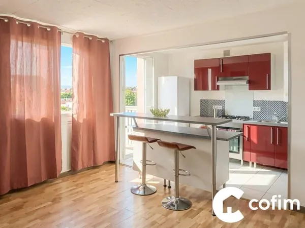 TARBES - T3 50M2 DERNIER ÉTAGE + GARAGE + CAVE - IDÉAL 1ER A