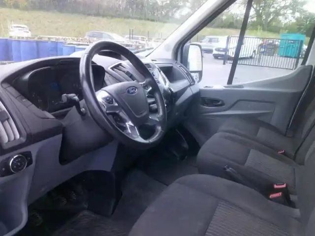 Ford Transit 2t fg t310 l2h2 2.0 ecoblue 130ch trend business — photo 11