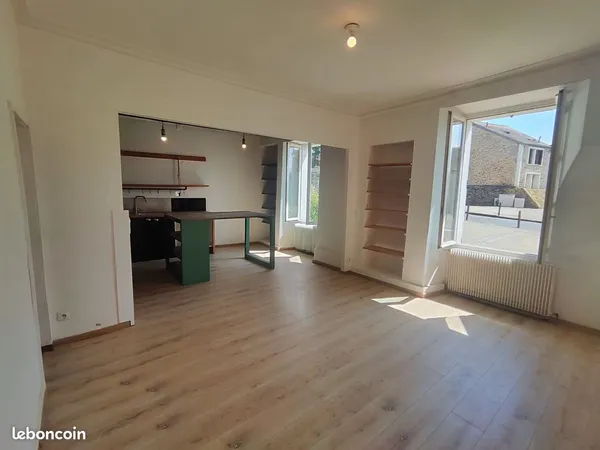 Appartement 54 m² - 2 pièces avec bureau/chambre d'enfant - Charme de l'ancien - Morsang-sur-Orge