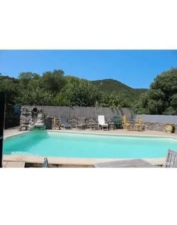 Maison piscine terrain studio