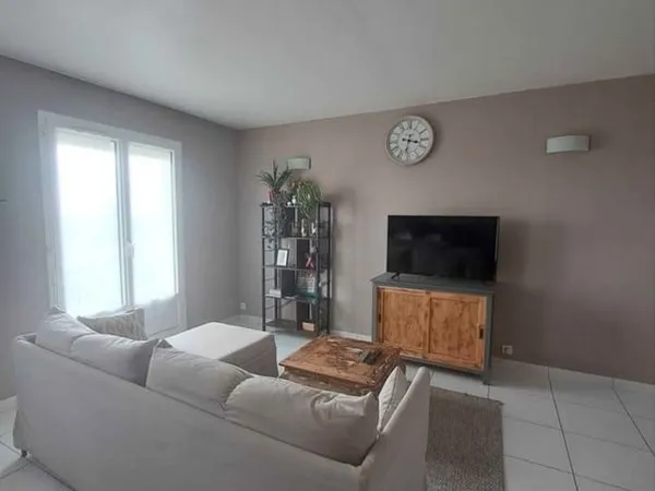 Location F3 695 CC