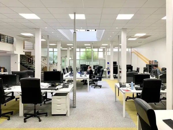 Bureaux 730 m²