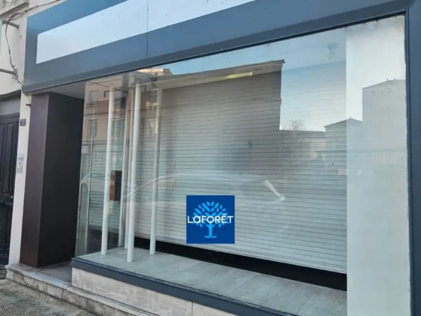 Local commercial 60 m² LE COTEAU