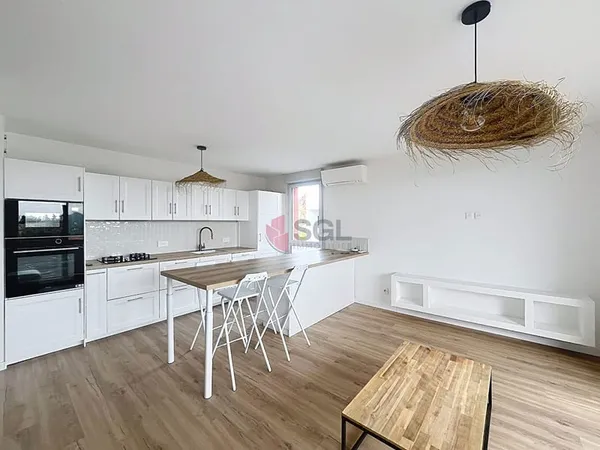 Appartement MEUBLE Gagnac Sur Garonne 3 pièce(s) 62.26 m2