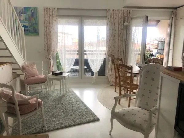Duplex plein centre de Thonon 110 M2