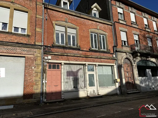 Immeuble constitué de 2 appartements