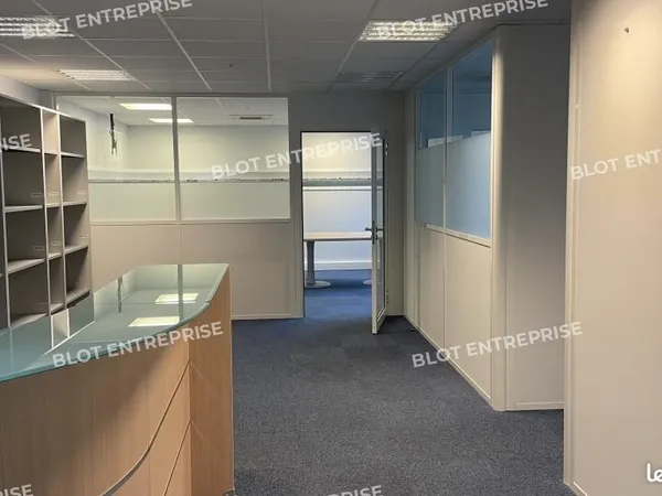 Bureaux 128 m²