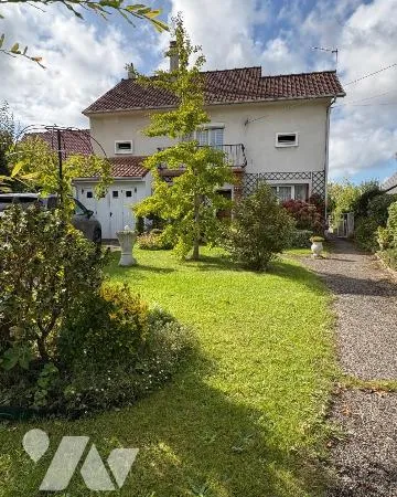 Maison 6 pièces 140 m²