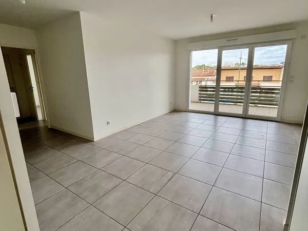 Appartement T3 avec balcon et double parking