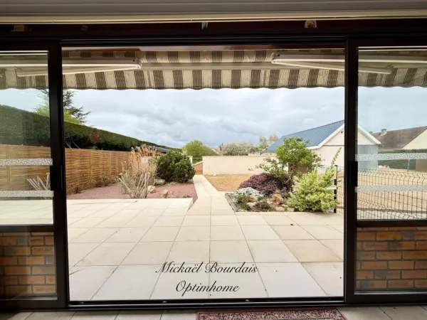 Maison 8 pièces 230 m²