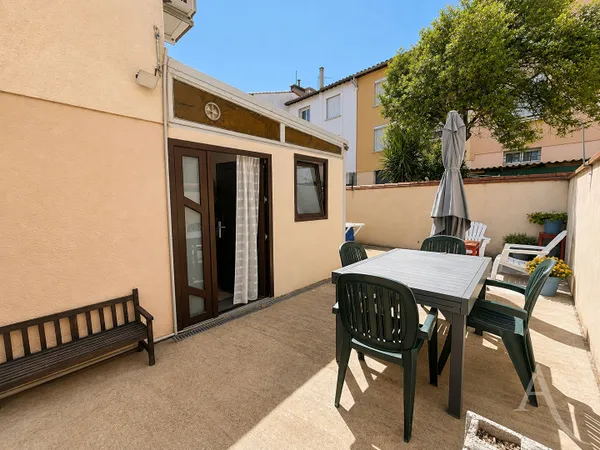 ST-CYPRIEN VILLAGE ? MAISON 116 m² AVEC APPARTEMENT INDÉPENDANT ET JARDIN