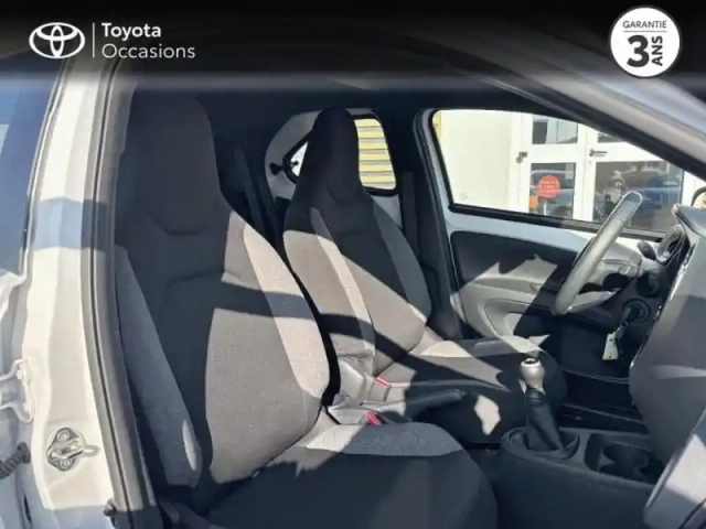 Toyota Aygo X 1.0 vvt-i 72ch dynamic my24 — photo 6