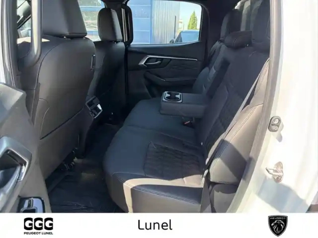 Isuzu D-Max n60 crew cab 1.9 164 ch 4x4 a/t — photo 10