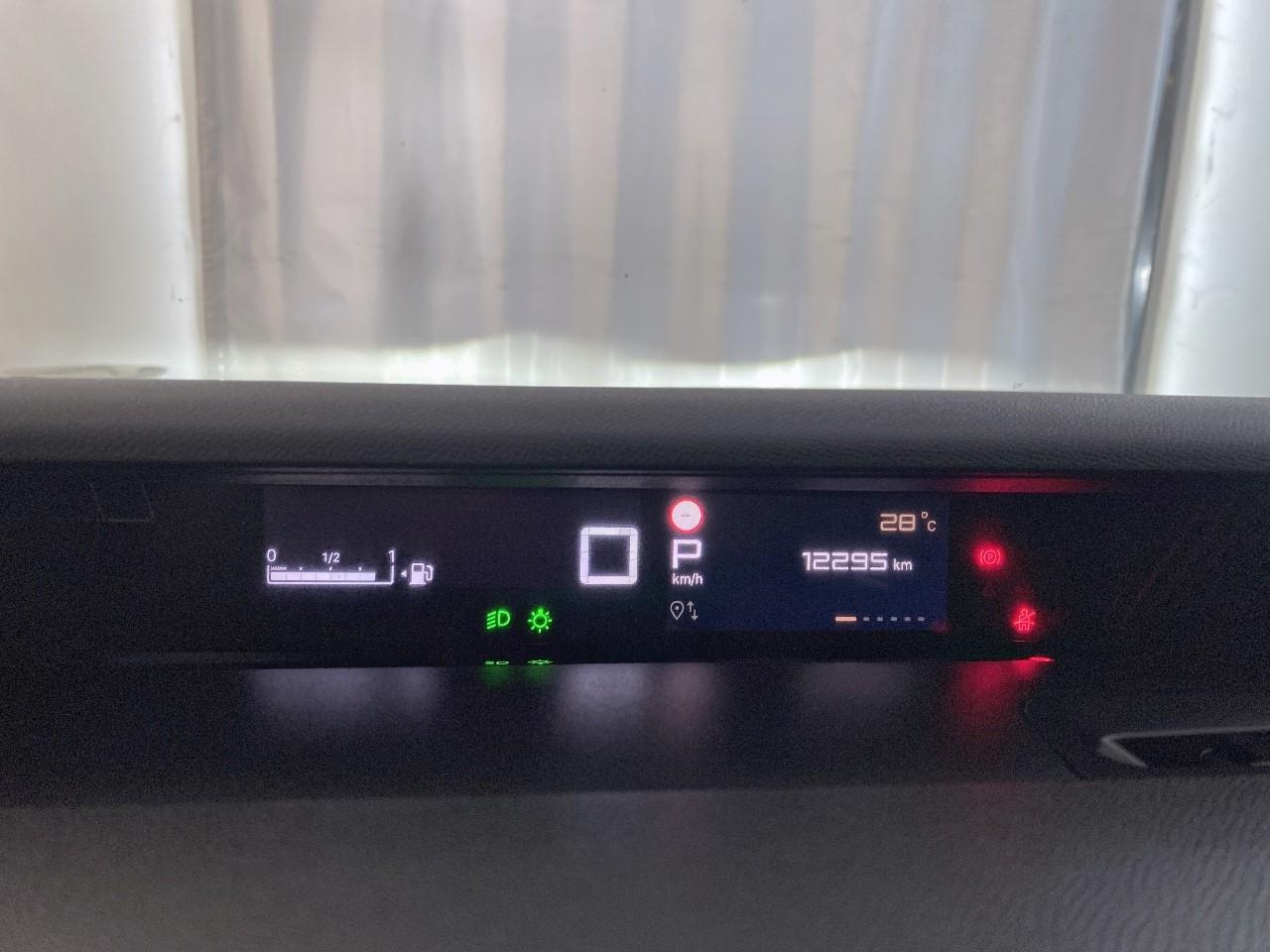 Citroën C3 Aircross hybride 145 ch aut plus — photo 13