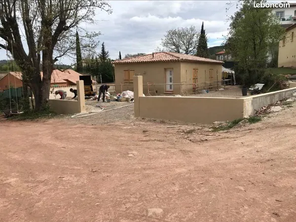 À vendre trois pièces de 90 m² concession, 2022 surface de terrain, 700 m²