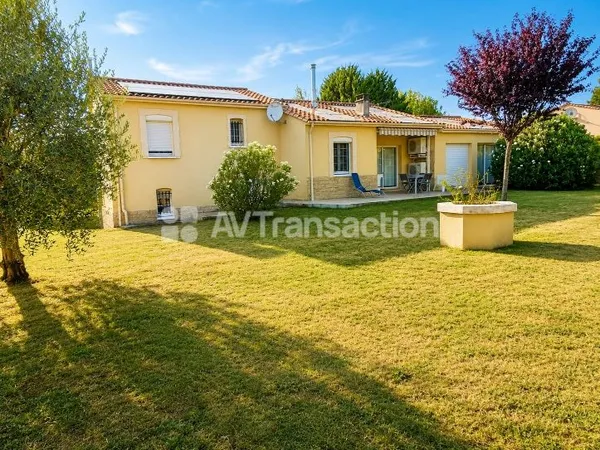 Maison plain-pied renovee  164 m2