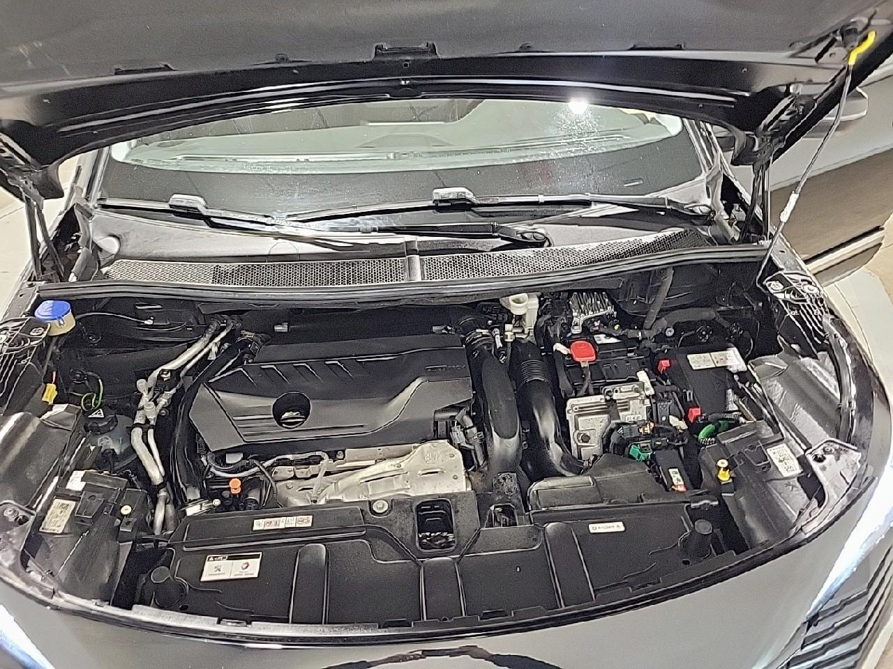 Peugeot 3008 hybrid 225 e-eat8 active pack — photo 15