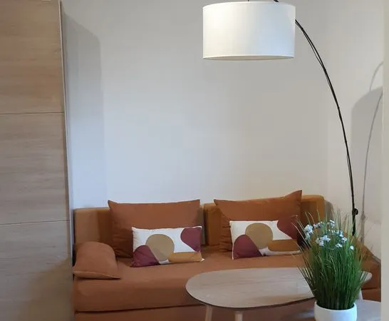 Studio 27 m² - 21 rue Séguier - 30000 NÎMES - Rénové - DPE B - Climatisation réversible