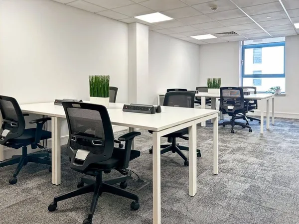 Bureau 100 m²