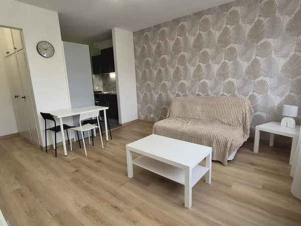 HAGUENAU - 2P meublé de 27,05 m2 - REFAIT A NEUF