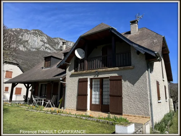Maison 8 pièces 190 m²