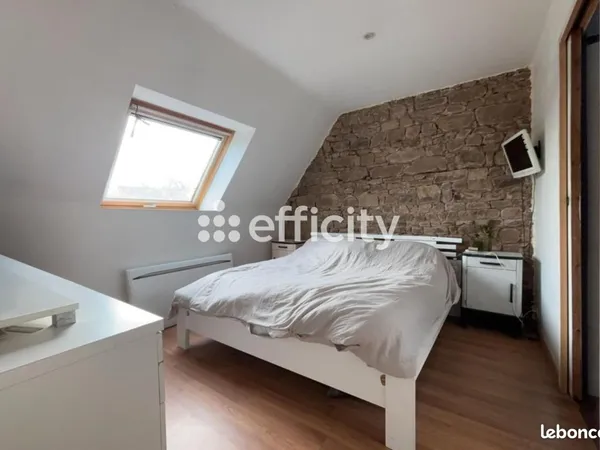 Longère 6 pièces 135 m²
