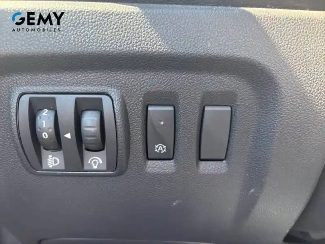 Renault Captur tce 150 fap edc — photo 13