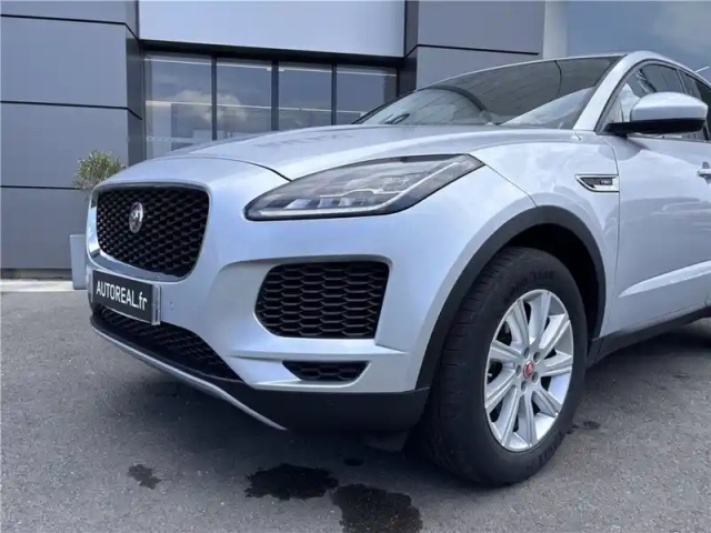 Jaguar E-Pace 2.0 d - 150 ch awd bva — photo 5