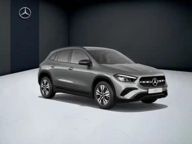 Mercedes Gla 200 d progressive line — photo 12