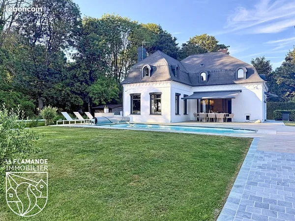 Propriété 6 pièces 140 m²