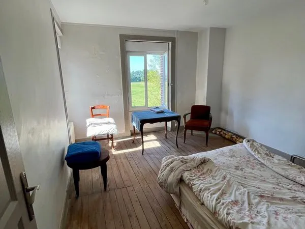 Maison 269 m² + local commercial - bord de rivière