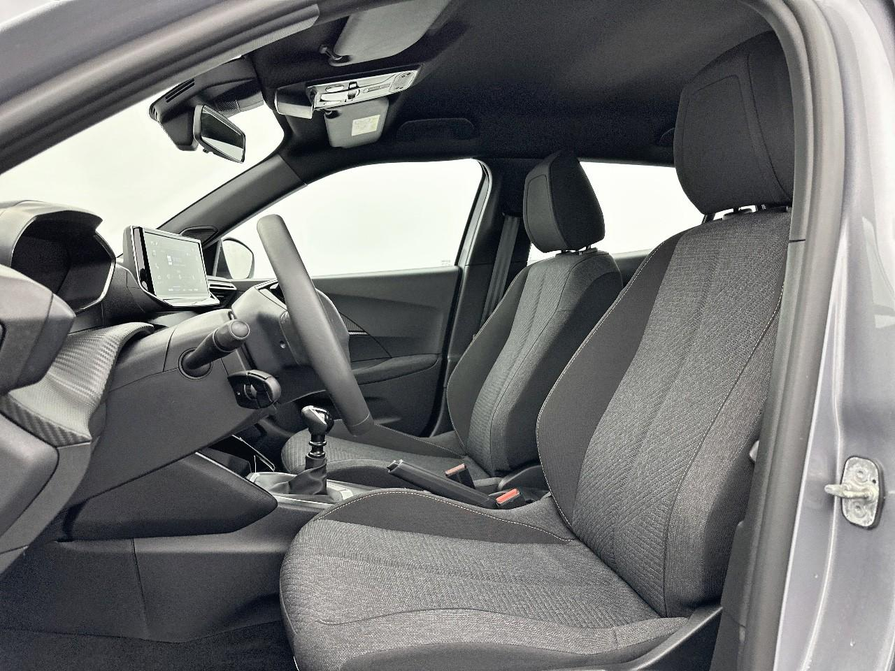 Peugeot 2008 100 s&s bvm6 style — photo 9