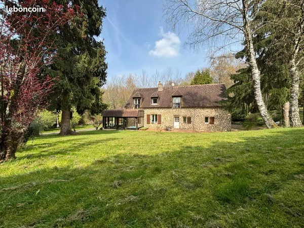 🏡 port-brillet - propriété familiale avec grand terrain et nombreuses dépendances