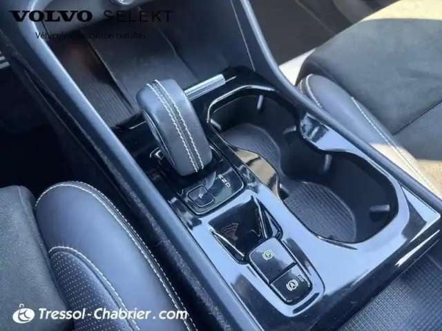 Volvo Xc40 t5 recharge 180+82 ch dct7 r-design — photo 23