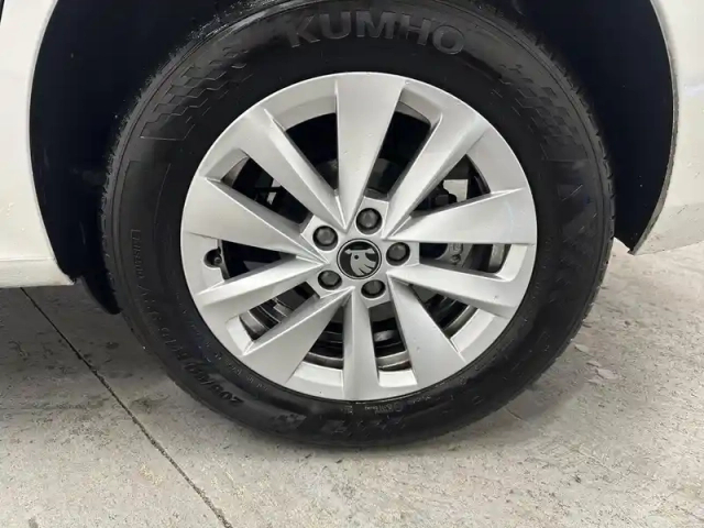 Skoda Kamiq 1.0 tsi evo 2 116 ch dsg7 — photo 4