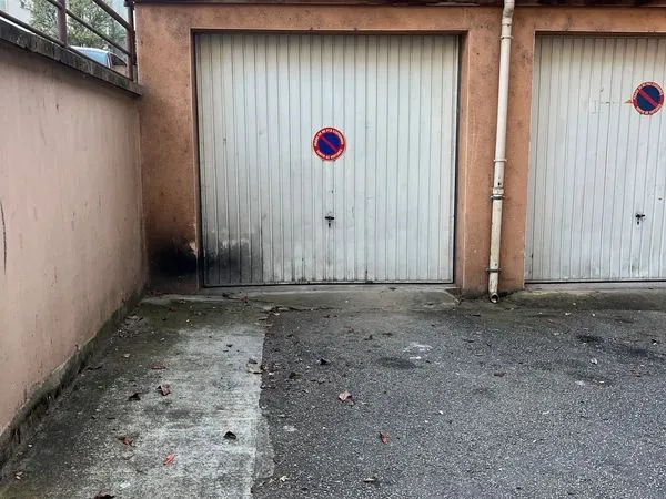 Garage fermee