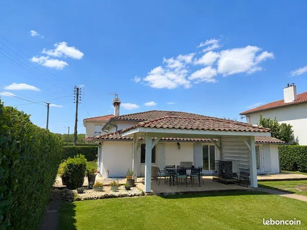 Villeneuve sur lot - maison - plain pied - 105 m2 - jardin - terrasse - garage