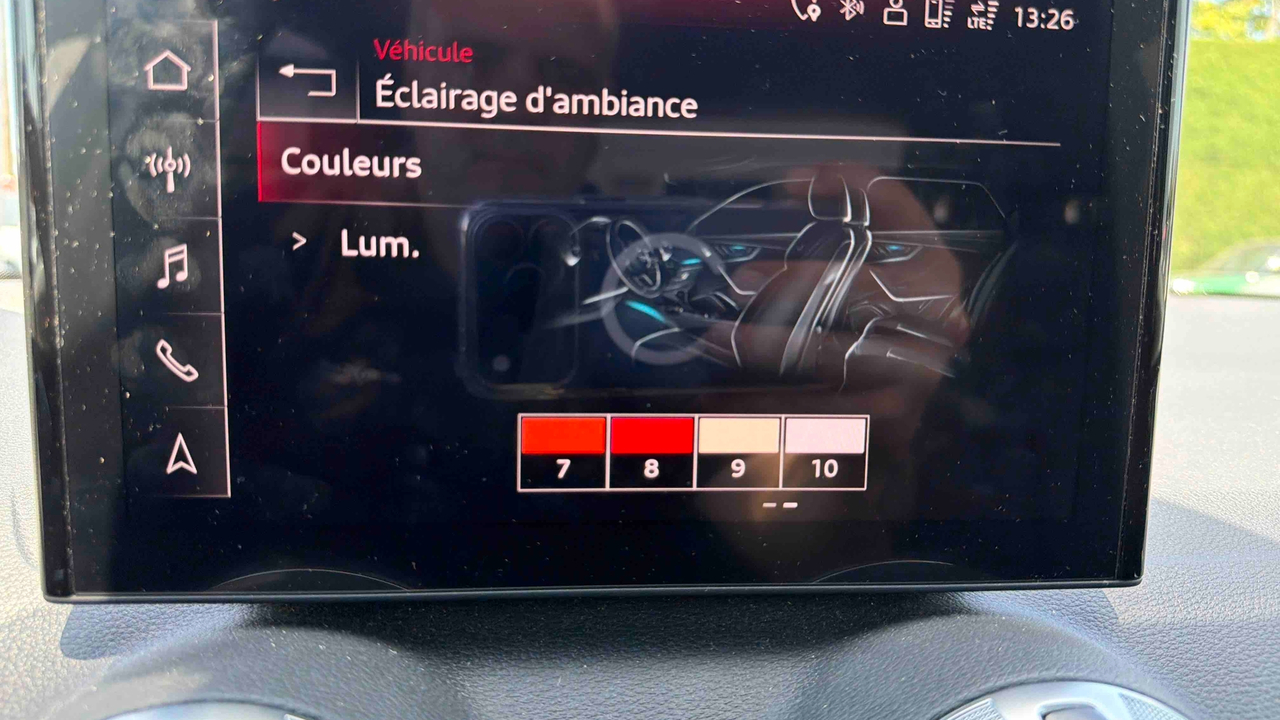 Audi Q2 35 TFSI 150 S tronic 7 — photo 21