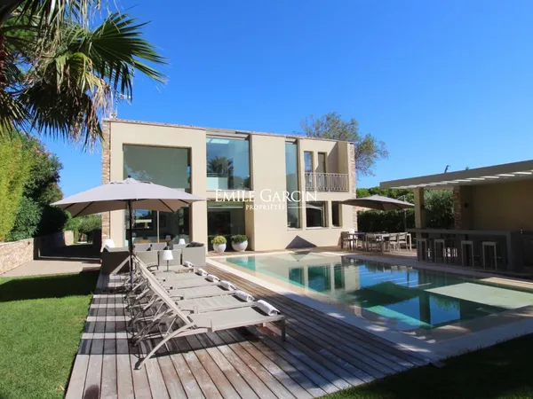 Propriété à la location - Saint-Tropez - Centre village