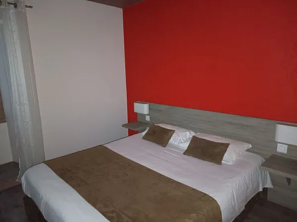 Chambre de 15m2 à louer sur Négrondes