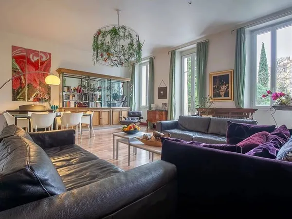 Appartement 5 pièces 164 m²