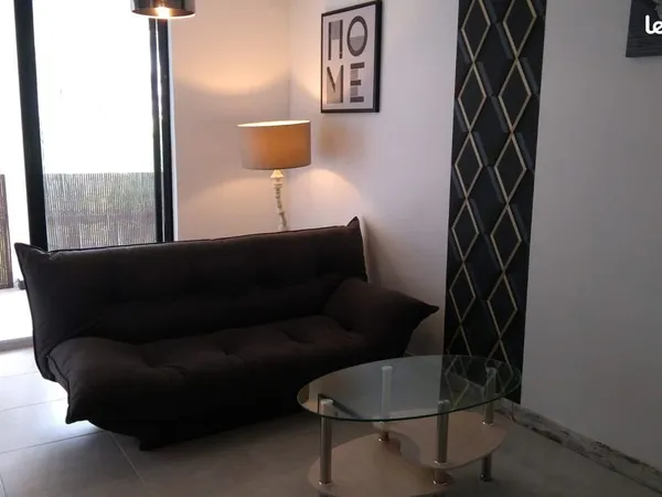 Charmant studio meublé avec terrasse à Schoelcher