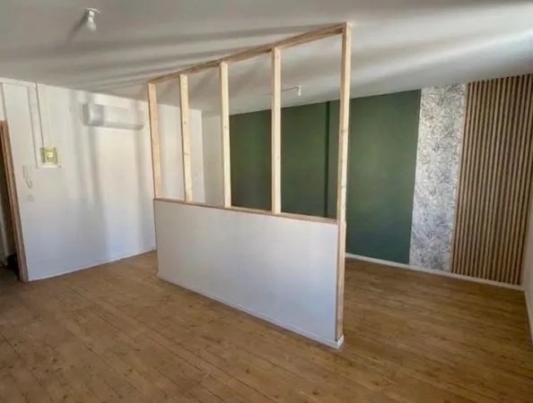 Appartement T3 de 63 m² entièrement rénové - Balbigny Centre