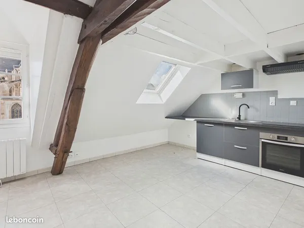 Studio 1 pièce 18 m²