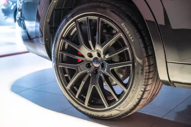 Maserati Levante 3.0 v6 bi-turbo 350 q4 — photo 5
