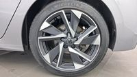 Peugeot 308 1.2 PureTech 130ch S&S Allure Pack — photo 11